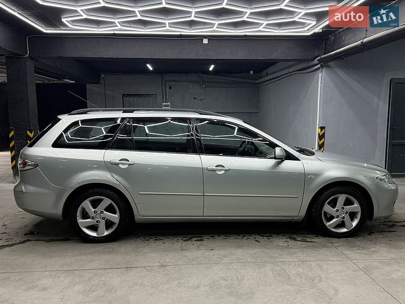 Універсал Mazda 6 2003 в Чернівцях