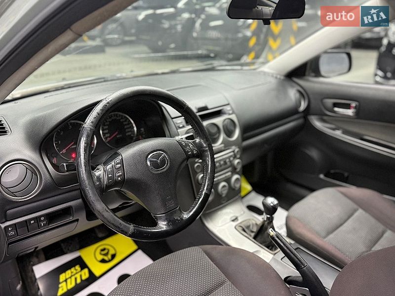 Універсал Mazda 6 2003 в Чернівцях