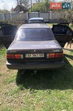 Mazda 929  1990
