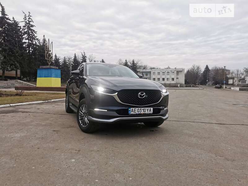 Позашляховик / Кросовер Mazda CX-30 EV