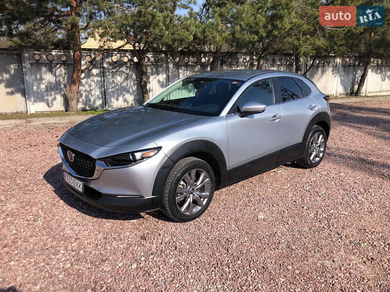 Позашляховик / Кросовер Mazda CX-30
