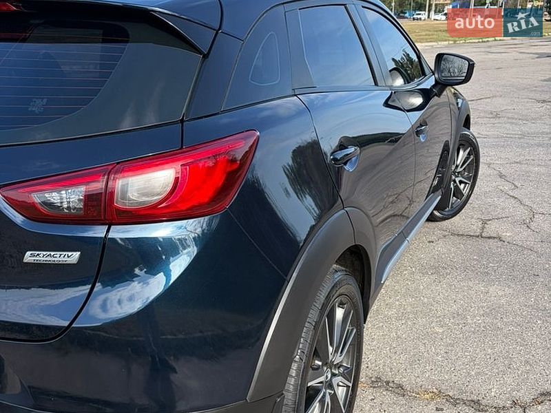 Внедорожник / Кроссовер Mazda CX-3 2015 в Харькове