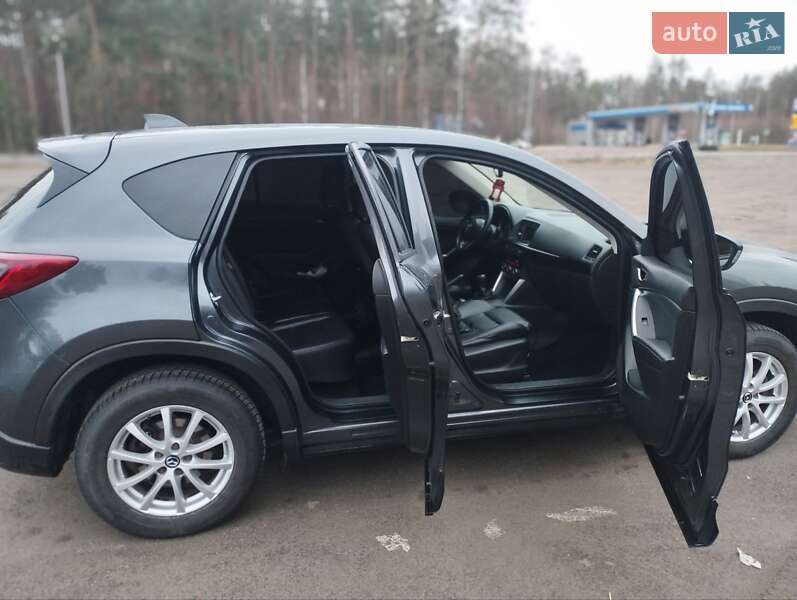 Позашляховик / Кросовер Mazda CX-5