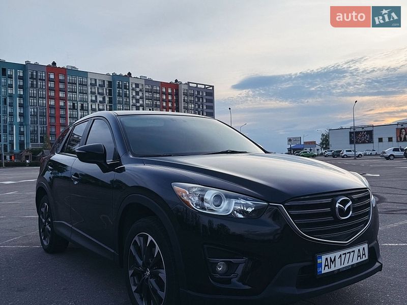 Внедорожник / Кроссовер Mazda CX-5 2015 в Коростене
