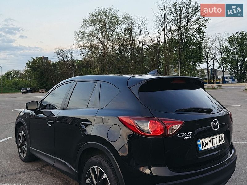 Внедорожник / Кроссовер Mazda CX-5 2015 в Коростене