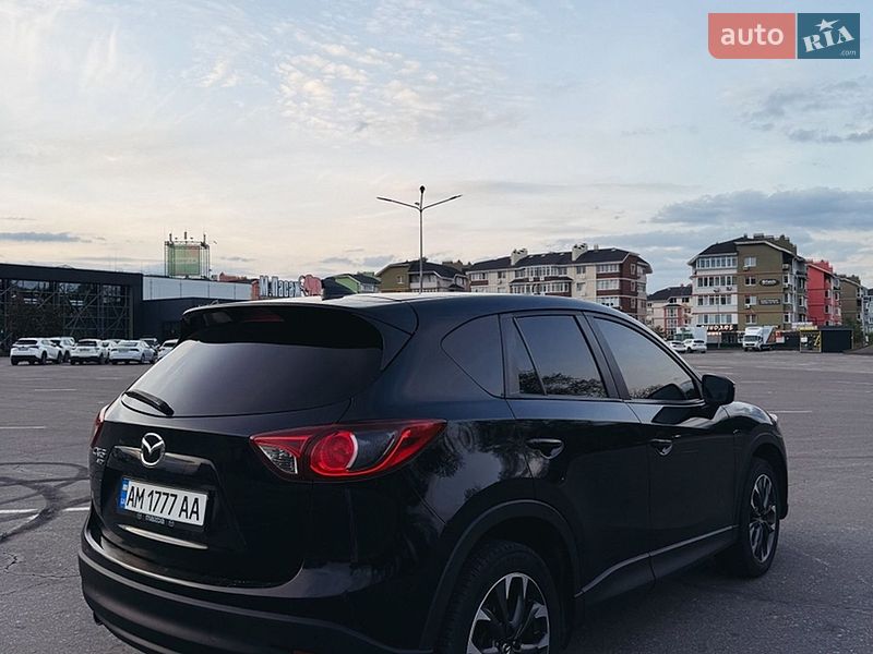 Внедорожник / Кроссовер Mazda CX-5 2015 в Коростене