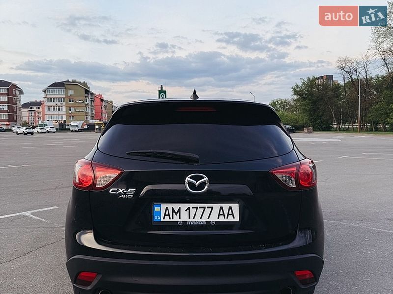 Внедорожник / Кроссовер Mazda CX-5 2015 в Коростене