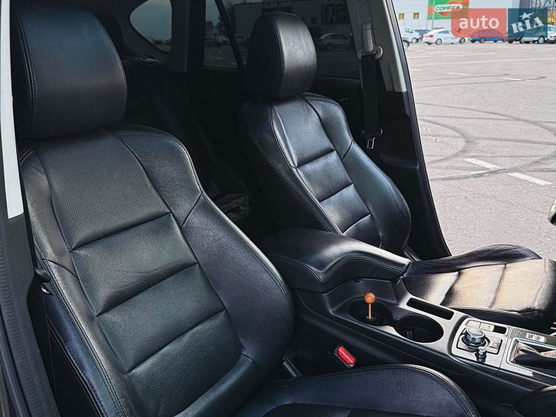 Внедорожник / Кроссовер Mazda CX-5 2015 в Коростене