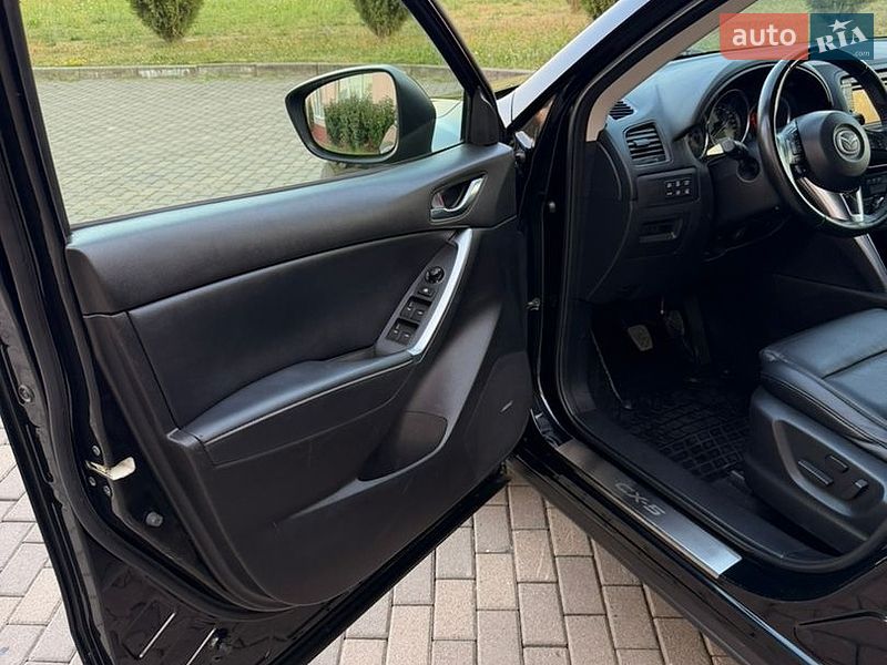 Позашляховик / Кросовер Mazda CX-5 2013 в Чернівцях
