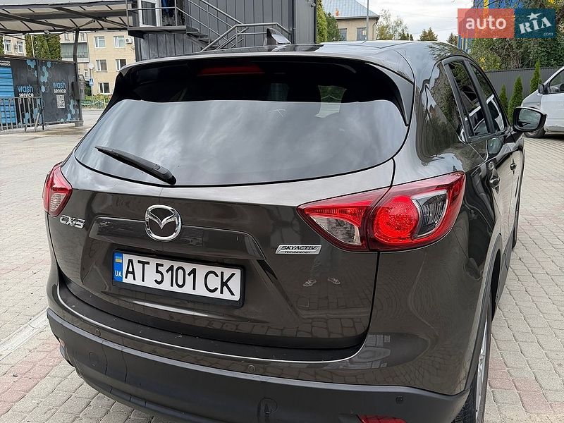 Позашляховик / Кросовер Mazda CX-5 2016 в Надвірній