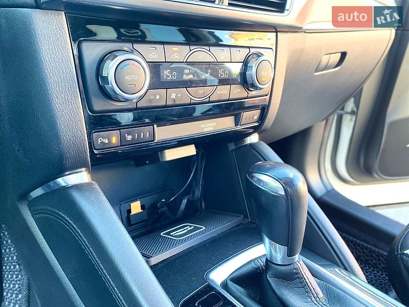 Внедорожник / Кроссовер Mazda CX-5 2015 в Первомайске