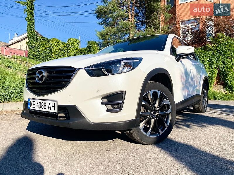 Внедорожник / Кроссовер Mazda CX-5 2015 в Первомайске
