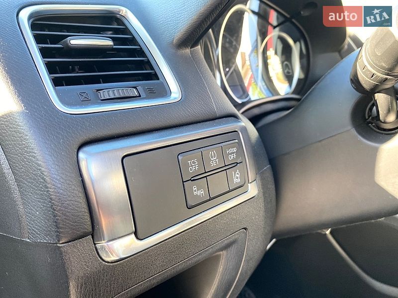Внедорожник / Кроссовер Mazda CX-5 2015 в Первомайске