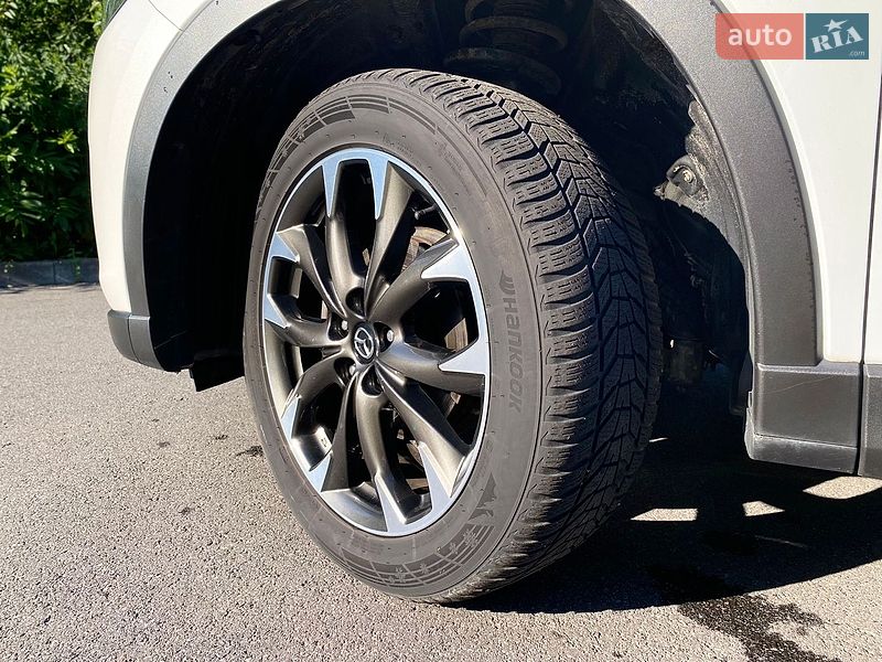 Внедорожник / Кроссовер Mazda CX-5 2015 в Первомайске