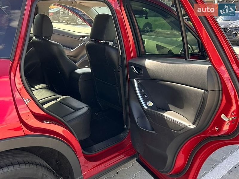 Внедорожник / Кроссовер Mazda CX-5 2016 в Киеве