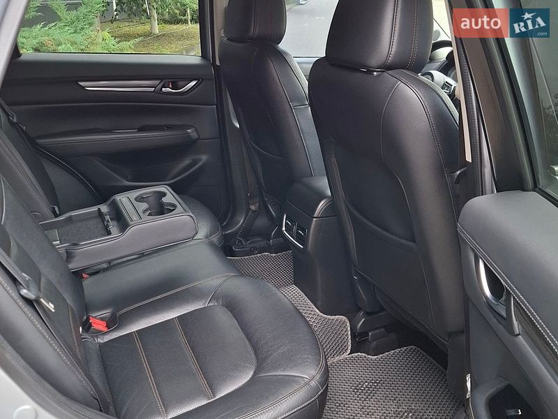 Позашляховик / Кросовер Mazda CX-5 2017 в Києві