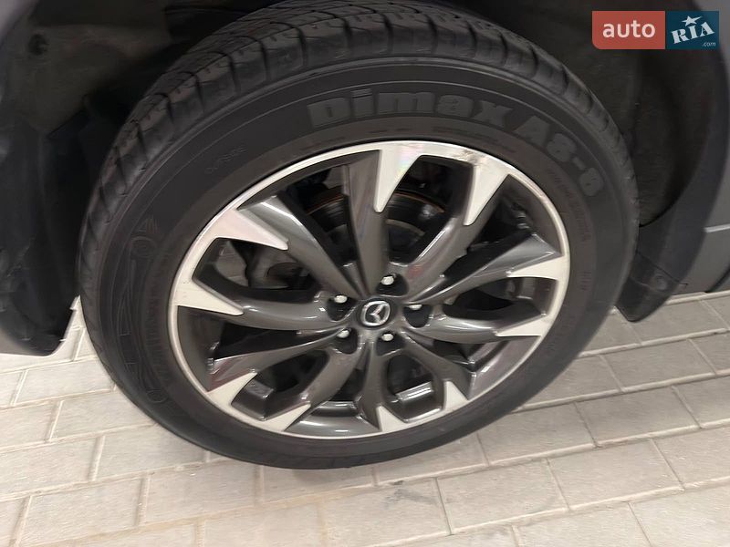 Позашляховик / Кросовер Mazda CX-5 2016 в Києві
