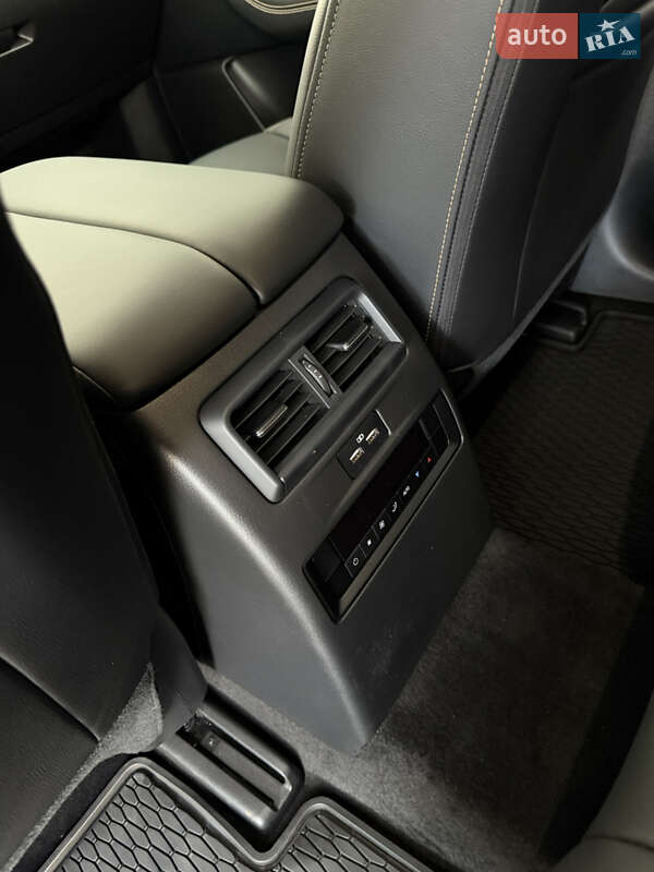 Внедорожник / Кроссовер Mazda CX-90 2024 в Киеве фото 42 Внедорожник / Кроссовер Mazda CX-90 2024 в Киеве