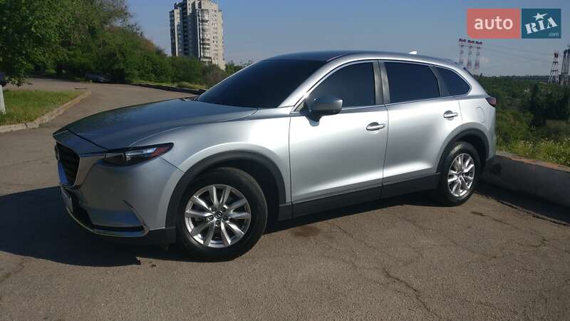 Mazda CX-9