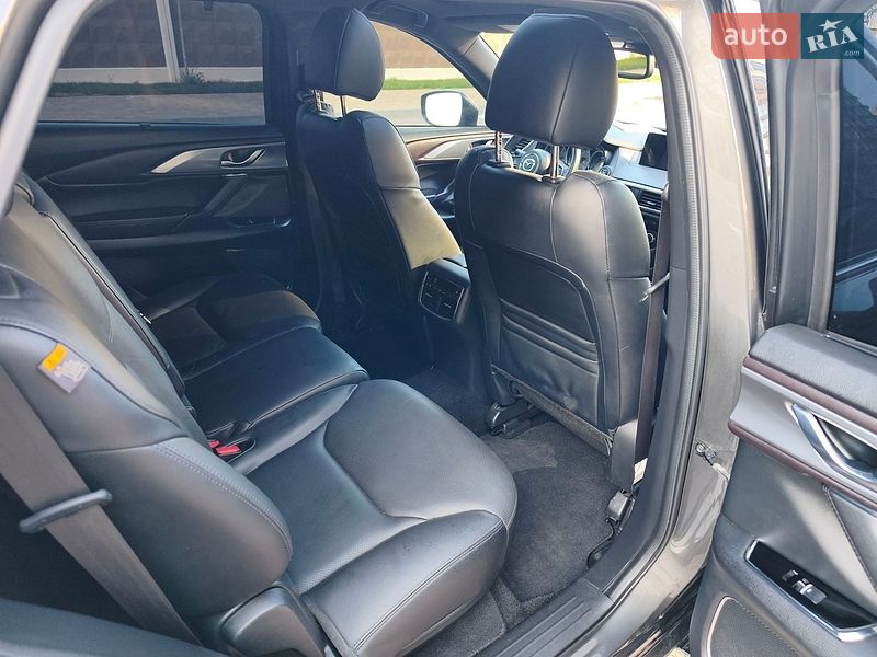 Внедорожник / Кроссовер Mazda CX-9 2017 в Киеве