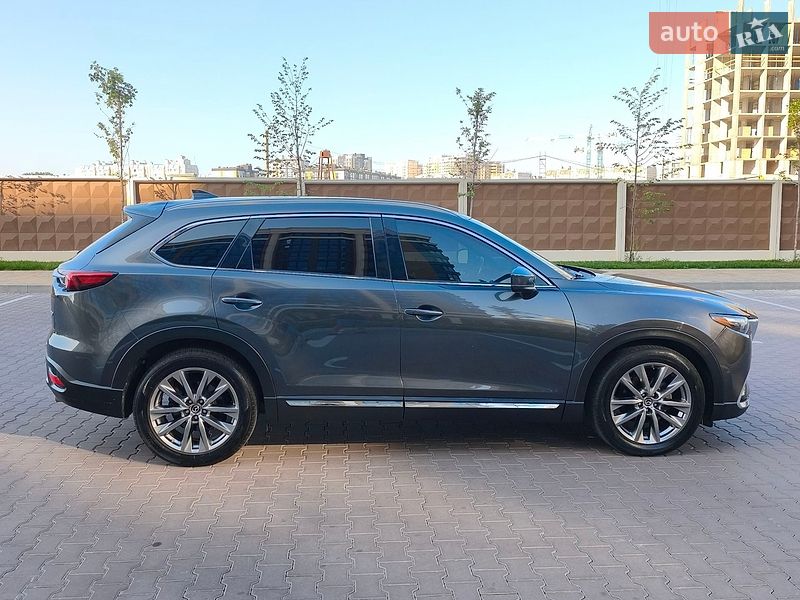 Внедорожник / Кроссовер Mazda CX-9 2017 в Киеве