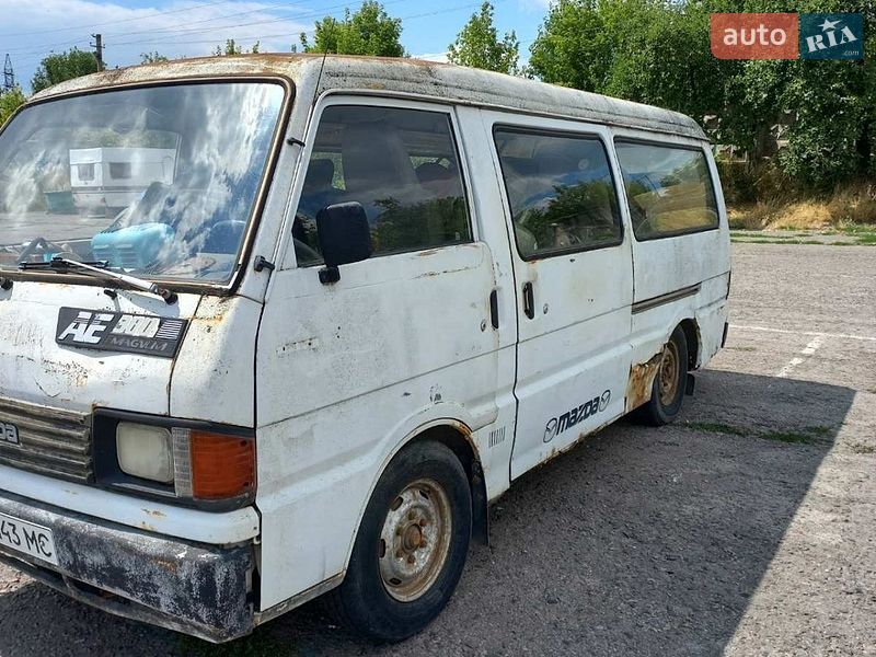 Микровэн Mazda E-series 1994 в Ровно