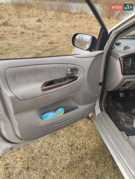 Минивэн Mazda MPV 2002 в Летичеве
