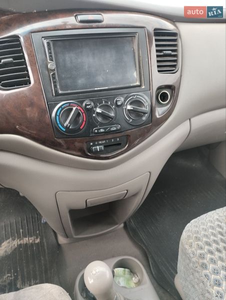 Минивэн Mazda MPV 2002 в Летичеве