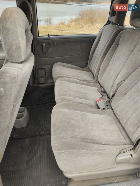 Минивэн Mazda MPV 2002 в Летичеве