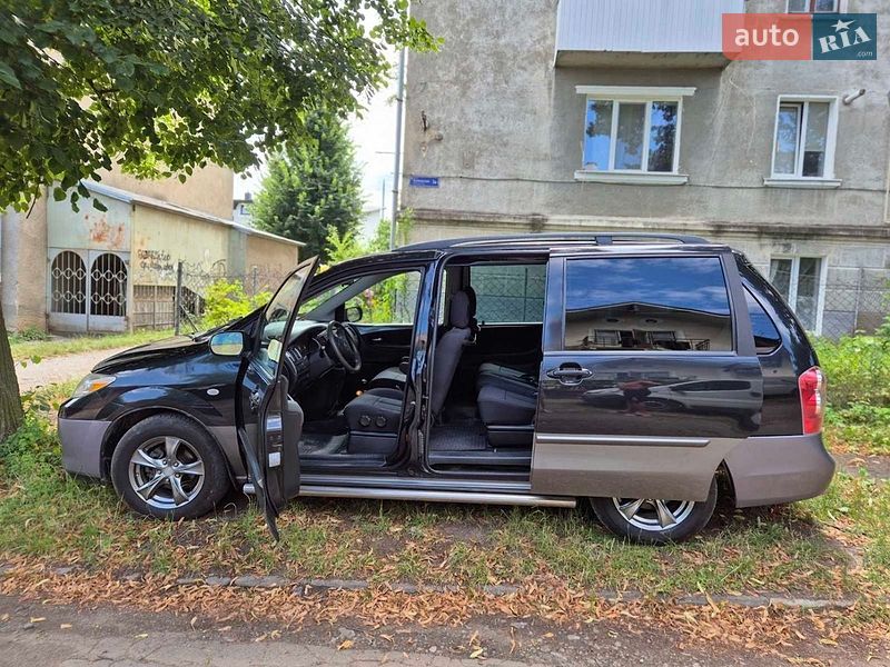 Минивэн Mazda MPV 2004 в Черновцах
