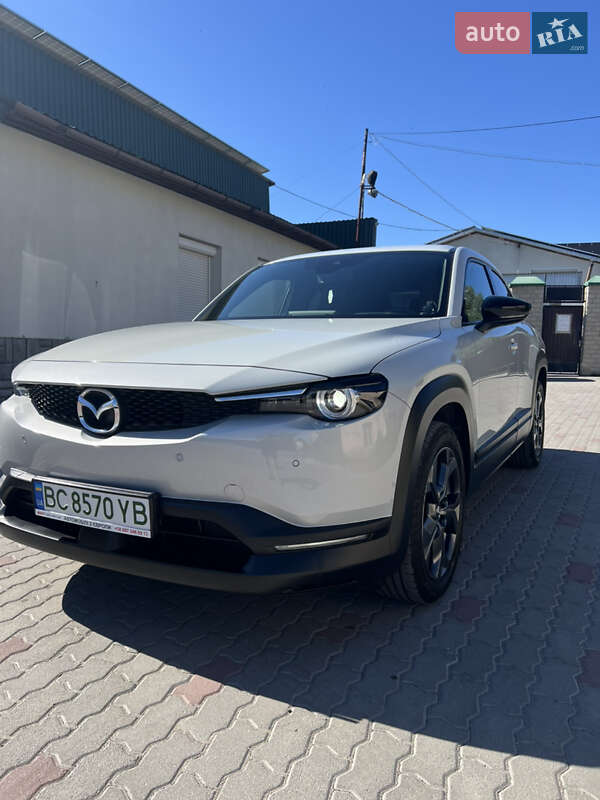 Легковые Mazda MX-30