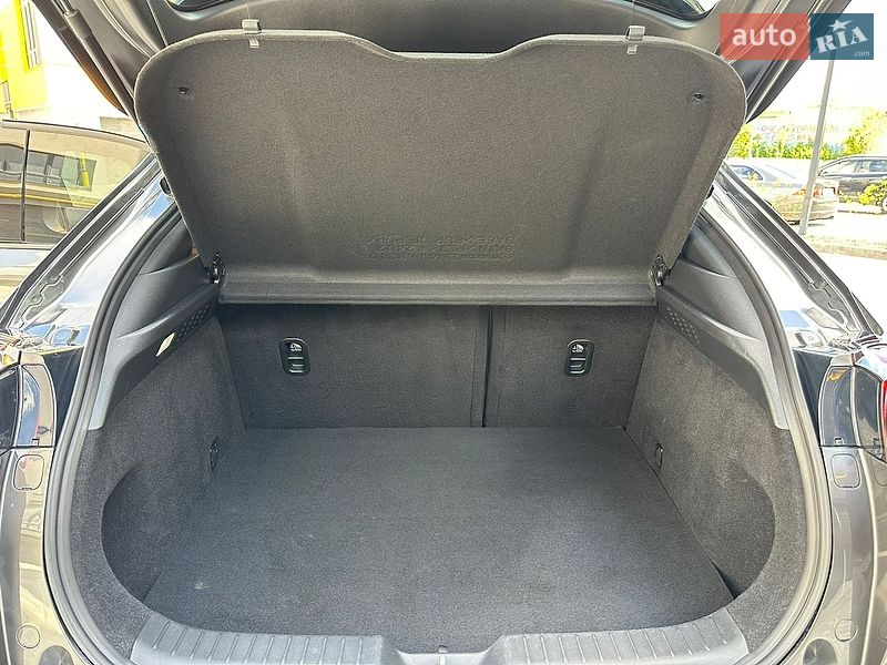 Внедорожник / Кроссовер Mazda MX-30 2020 в Ивано-Франковске
