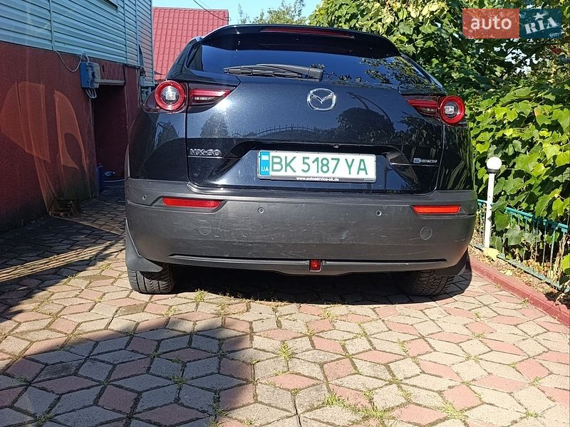Внедорожник / Кроссовер Mazda MX-30 2020 в Ровно