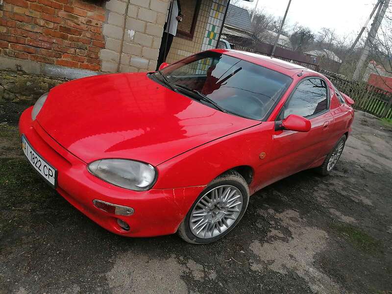 Купе Mazda MX-3