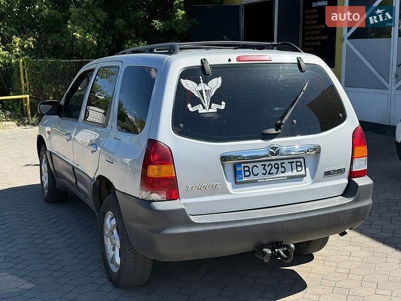 Внедорожник / Кроссовер Mazda Tribute 2001 в Львове