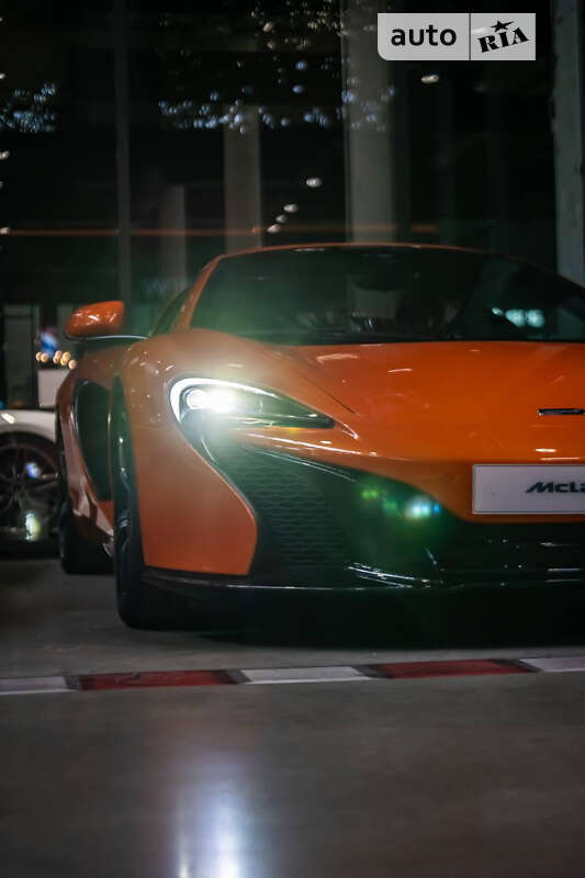 Кабріолет McLaren 650S