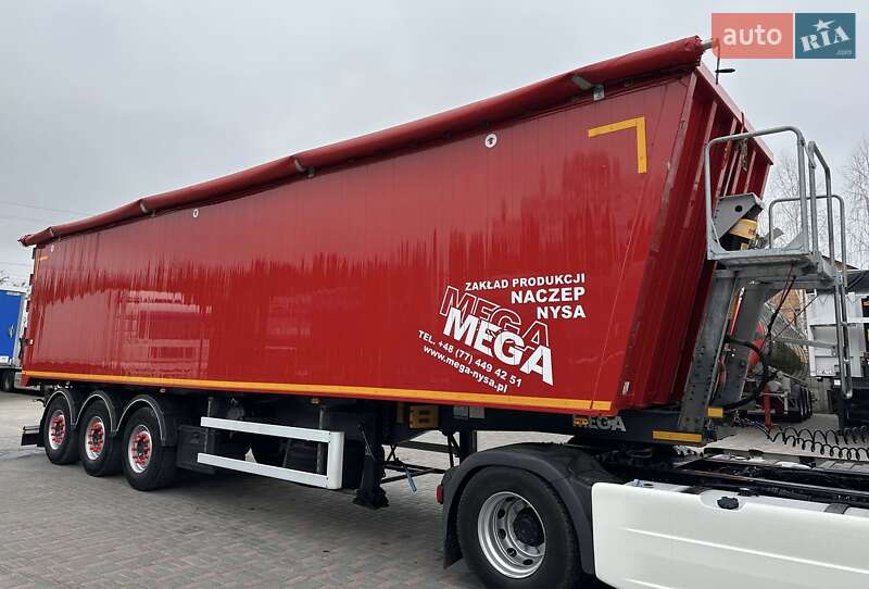 Самоскид напівпричіп MEGA MNL