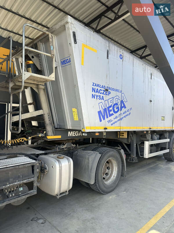 Самоскид напівпричіп MEGA SAF