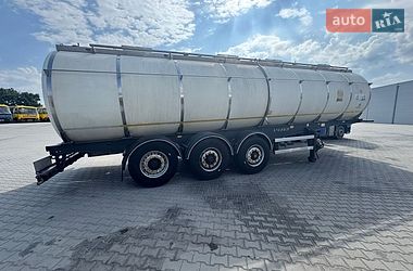 Цистерна полуприцеп Menci SA 2008 в Киеве