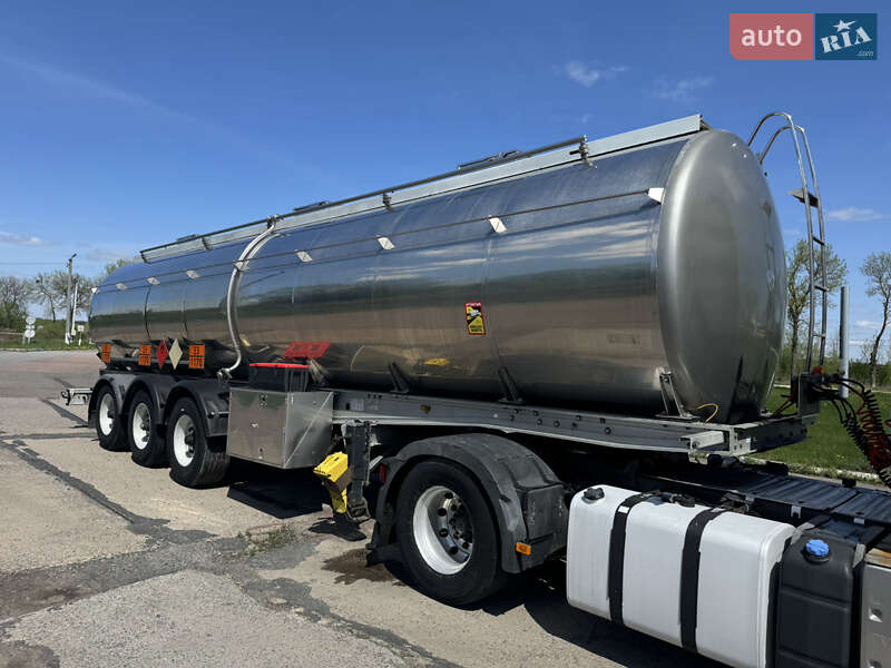 Цистерна полуприцеп Menci SL