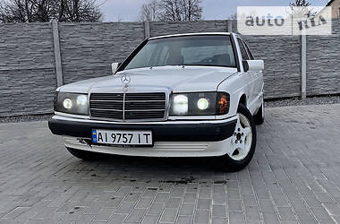 Mercedes-Benz 190  1989