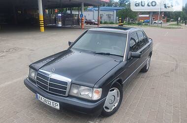 Mercedes-Benz 190  1992