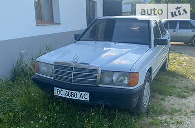 Mercedes-Benz 190  1987