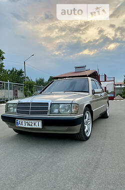 Mercedes-Benz 190  1991