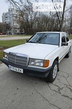 Mercedes-Benz 190  1983
