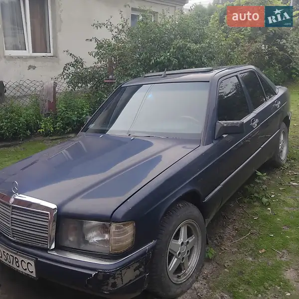 Mercedes-Benz 190