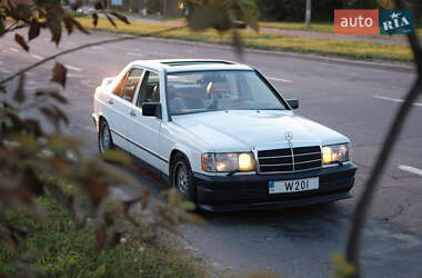 Mercedes-Benz 190 1987