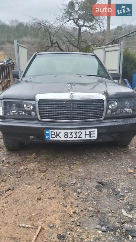 Mercedes-Benz 190