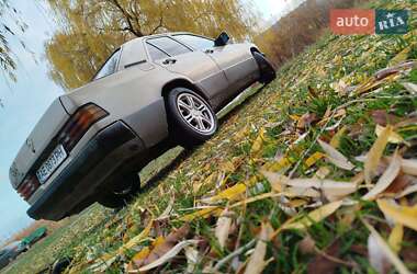 Mercedes-Benz 190  1989