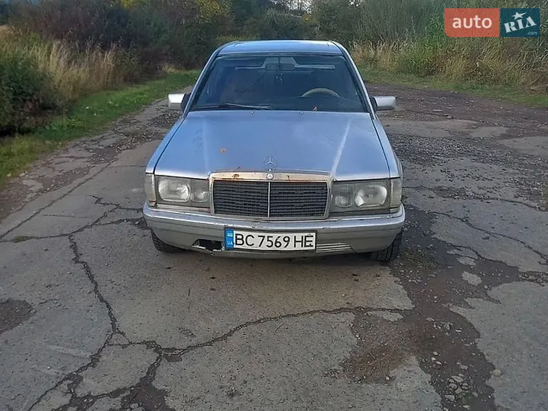Mercedes-Benz 190